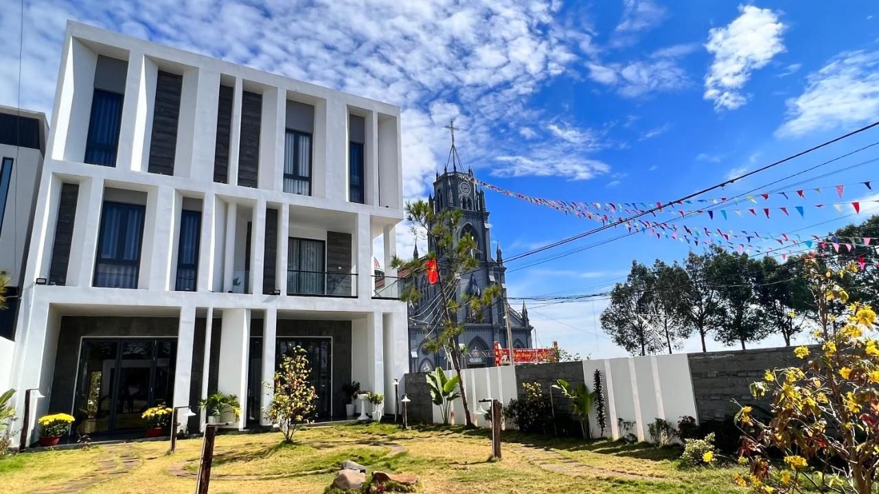 Villa MeGarden Daknong Gia Nghĩa Exterior foto