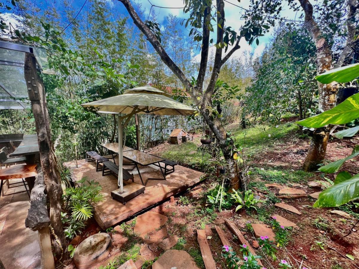 Villa MeGarden Daknong Gia Nghĩa Exterior foto