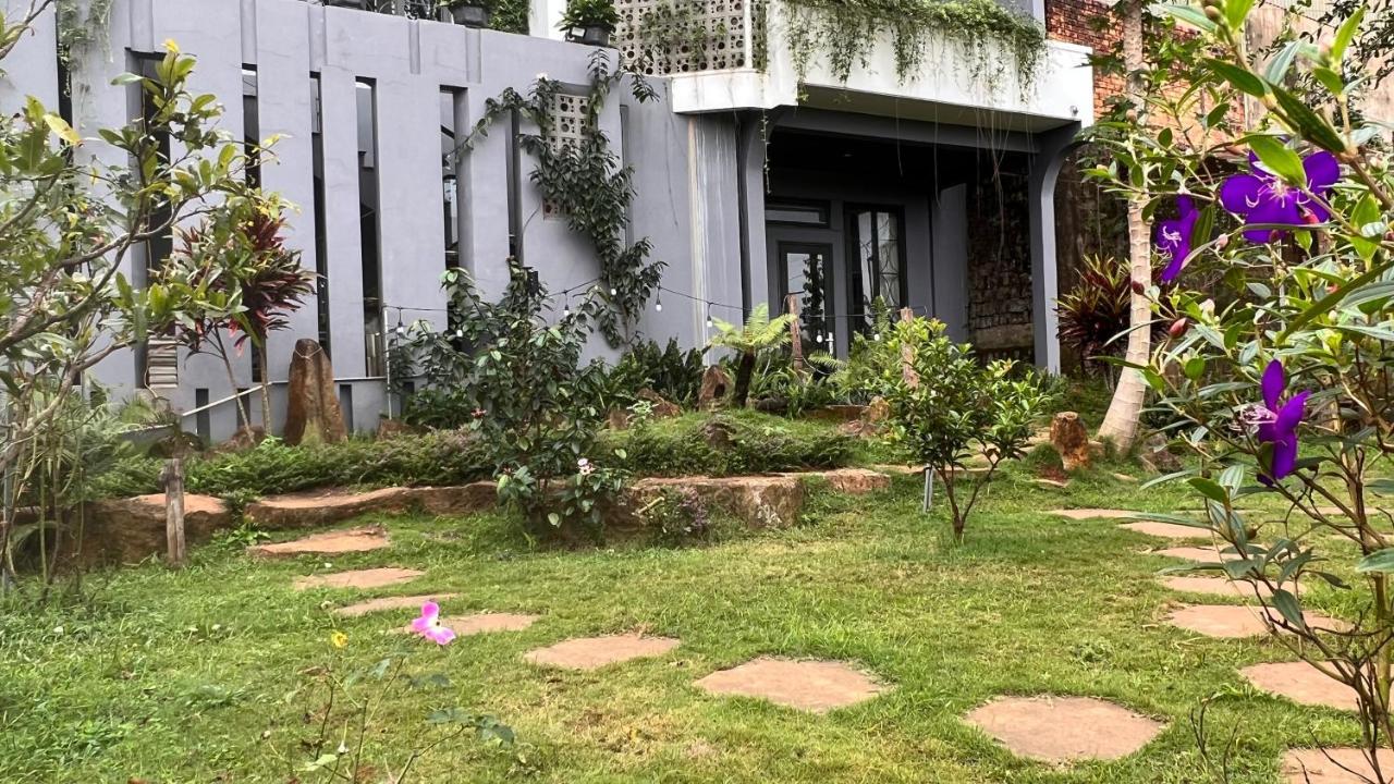 Villa MeGarden Daknong Gia Nghĩa Exterior foto